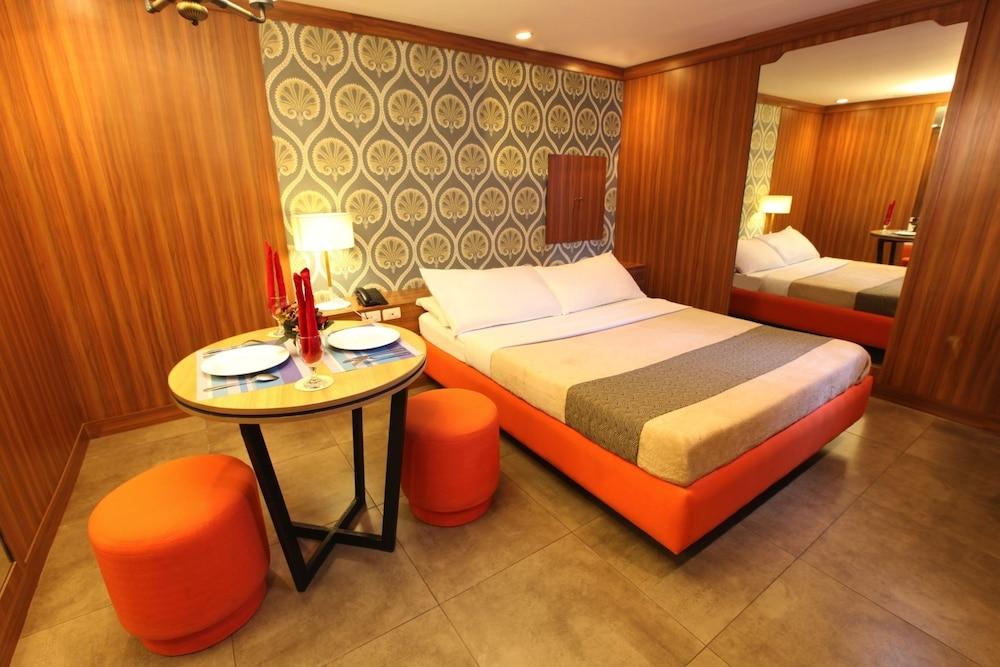 วิกตอเรีย คอร์ต ฮิลล์เครสต์ ปาซิก มอเตอริสต์ ลอดจ์ Motel Pasig City ภายนอก รูปภาพ