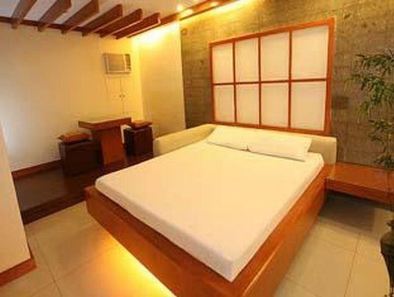 วิกตอเรีย คอร์ต ฮิลล์เครสต์ ปาซิก มอเตอริสต์ ลอดจ์ Motel Pasig City ภายนอก รูปภาพ