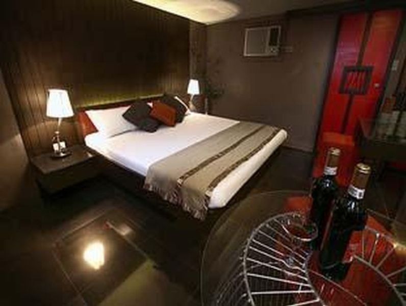 วิกตอเรีย คอร์ต ฮิลล์เครสต์ ปาซิก มอเตอริสต์ ลอดจ์ Motel Pasig City ภายนอก รูปภาพ