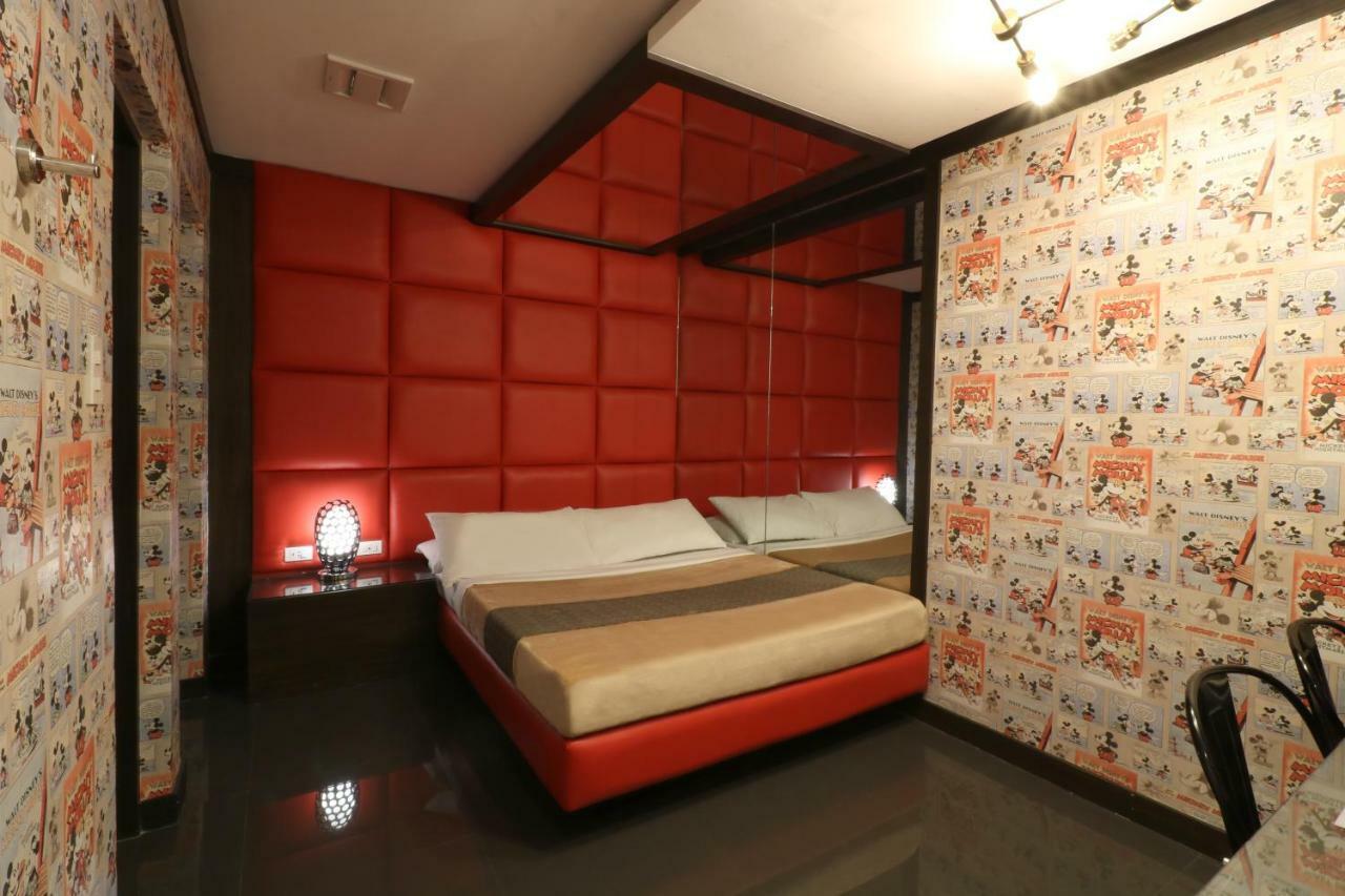 วิกตอเรีย คอร์ต ฮิลล์เครสต์ ปาซิก มอเตอริสต์ ลอดจ์ Motel Pasig City ภายนอก รูปภาพ