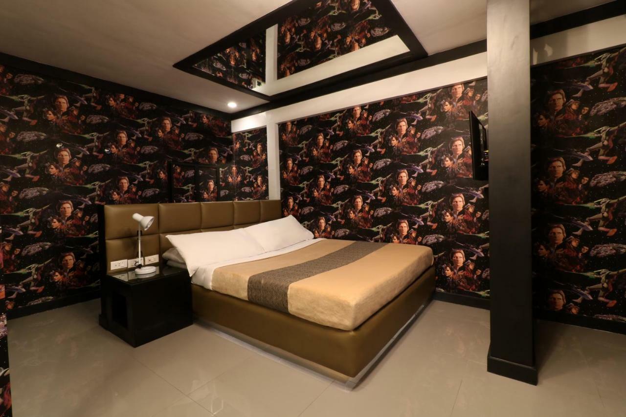 วิกตอเรีย คอร์ต ฮิลล์เครสต์ ปาซิก มอเตอริสต์ ลอดจ์ Motel Pasig City ภายนอก รูปภาพ
