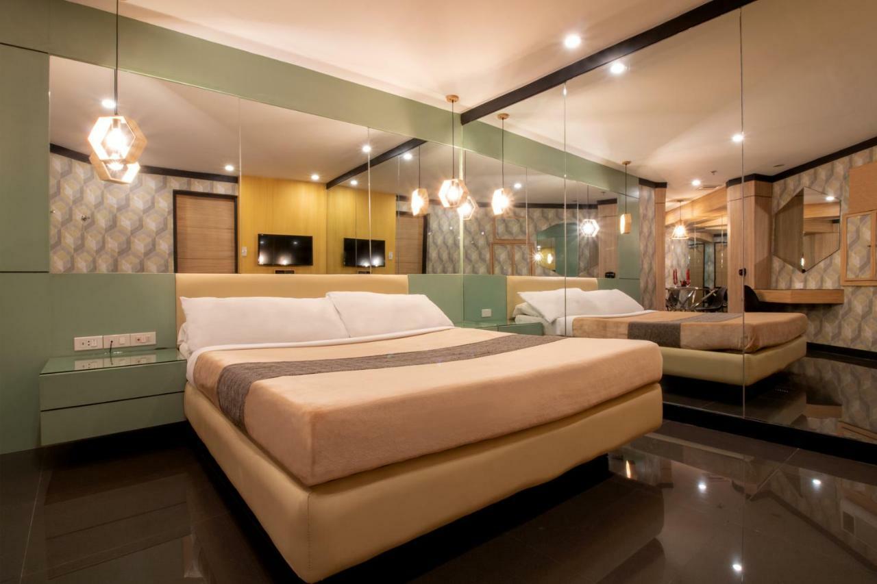 วิกตอเรีย คอร์ต ฮิลล์เครสต์ ปาซิก มอเตอริสต์ ลอดจ์ Motel Pasig City ภายนอก รูปภาพ